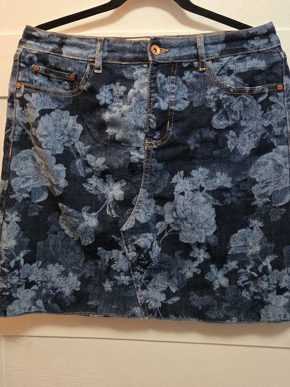 Anne Klein Blue Floral Denim Mini Skirt